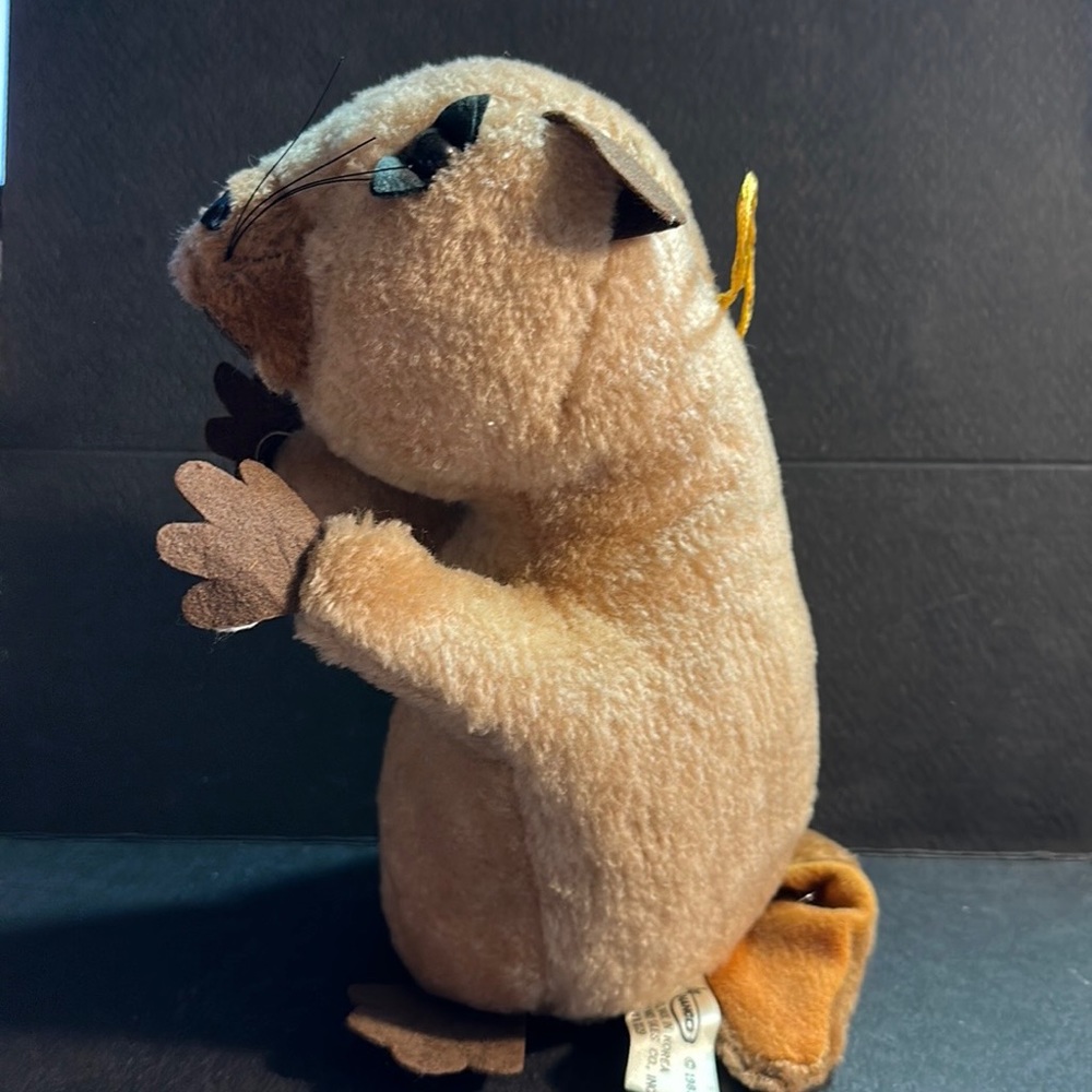 Vintage gopher/prairie dog, plush toy, Nanco 1983